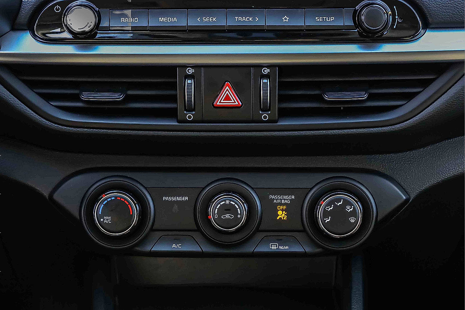 Certified 2024 Kia Forte LXS image 13