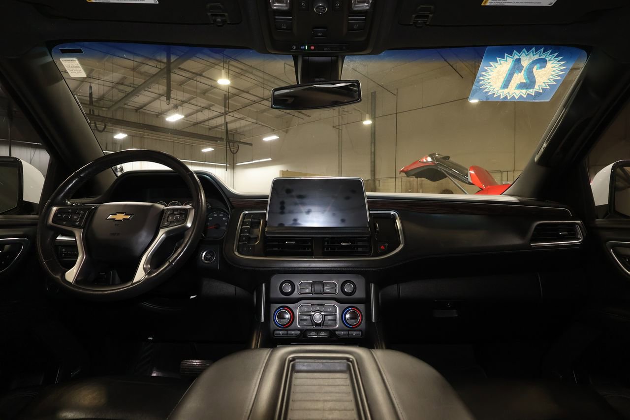 Used 2021 Chevrolet Tahoe LT w/ LT Signature Package image 30