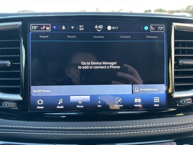 Certified 2024 Chrysler Pacifica Select image 40