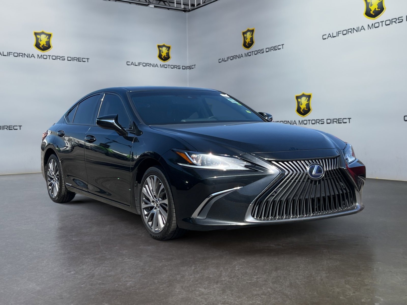 Used 2021 Lexus ES 300h w/ Premium Package image 6