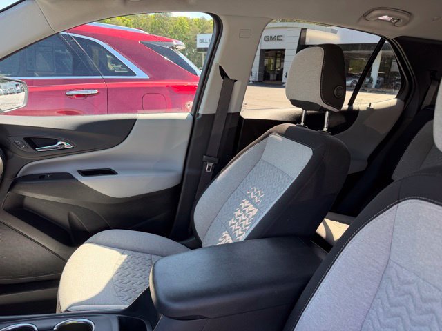 Certified 2024 Chevrolet Equinox LT FWD image 13
