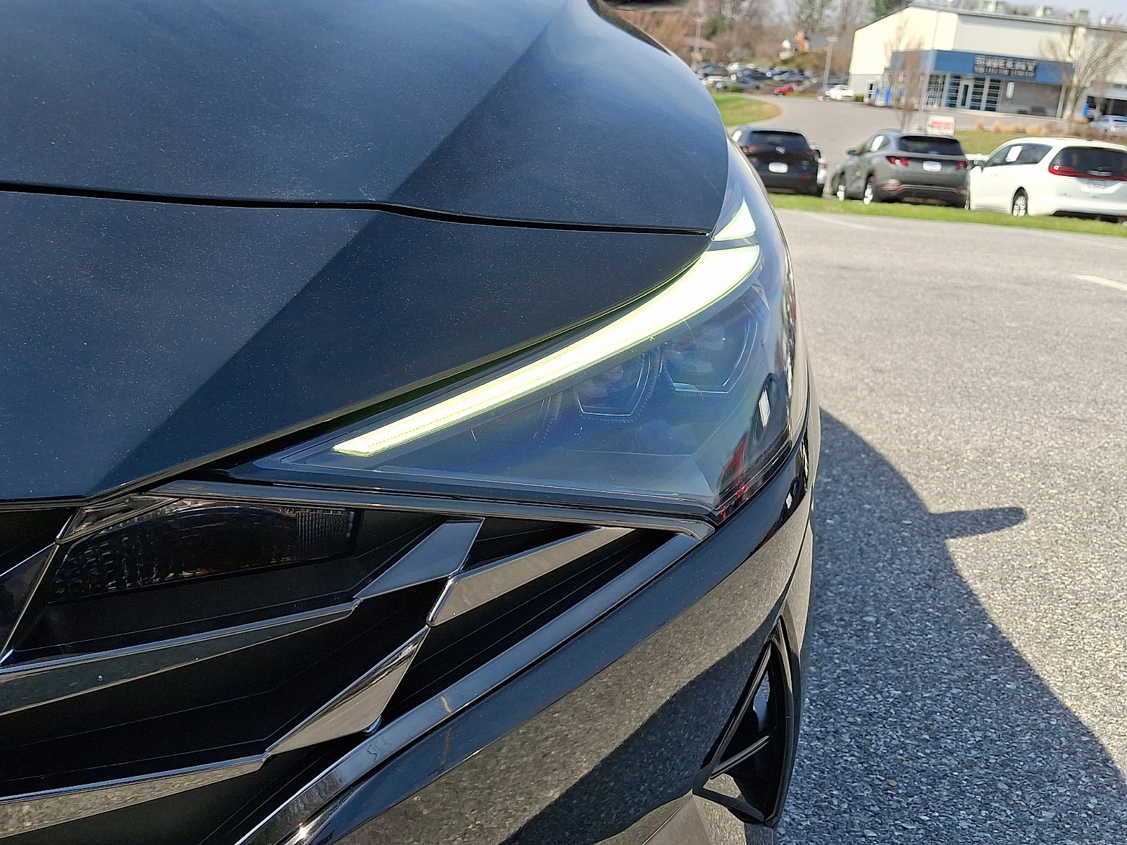 Used 2023 Hyundai Elantra Limited image 9