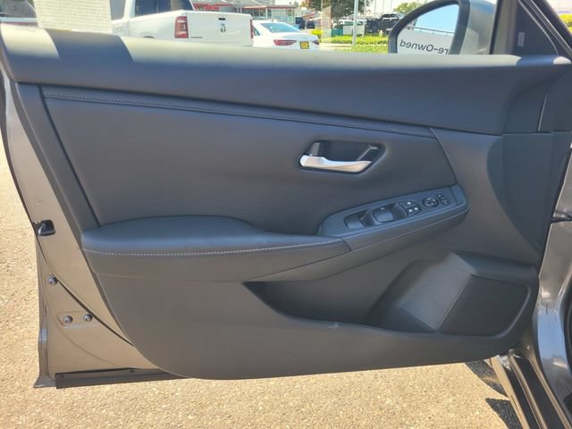 Certified 2025 Nissan Sentra SV w/ All-Weather Package FWD image 18