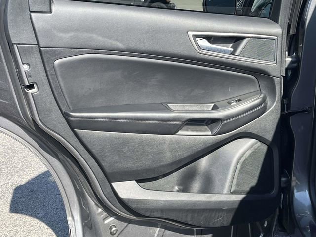 Used 2024 Ford Edge SEL image 16