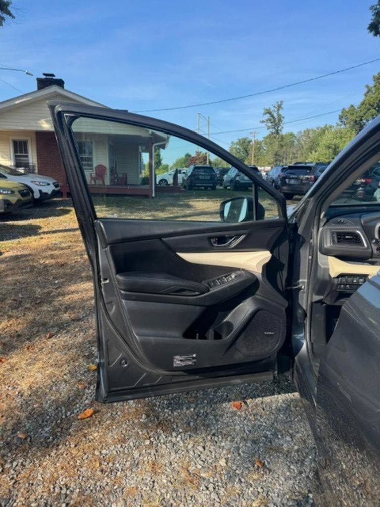 Used 2019 Subaru Ascent Premium w/ Popular Package #2 AWD/4WD image 7