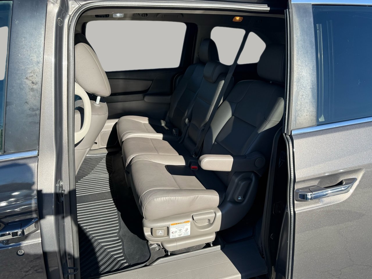 Used 2015 Honda Odyssey EX-L image 24