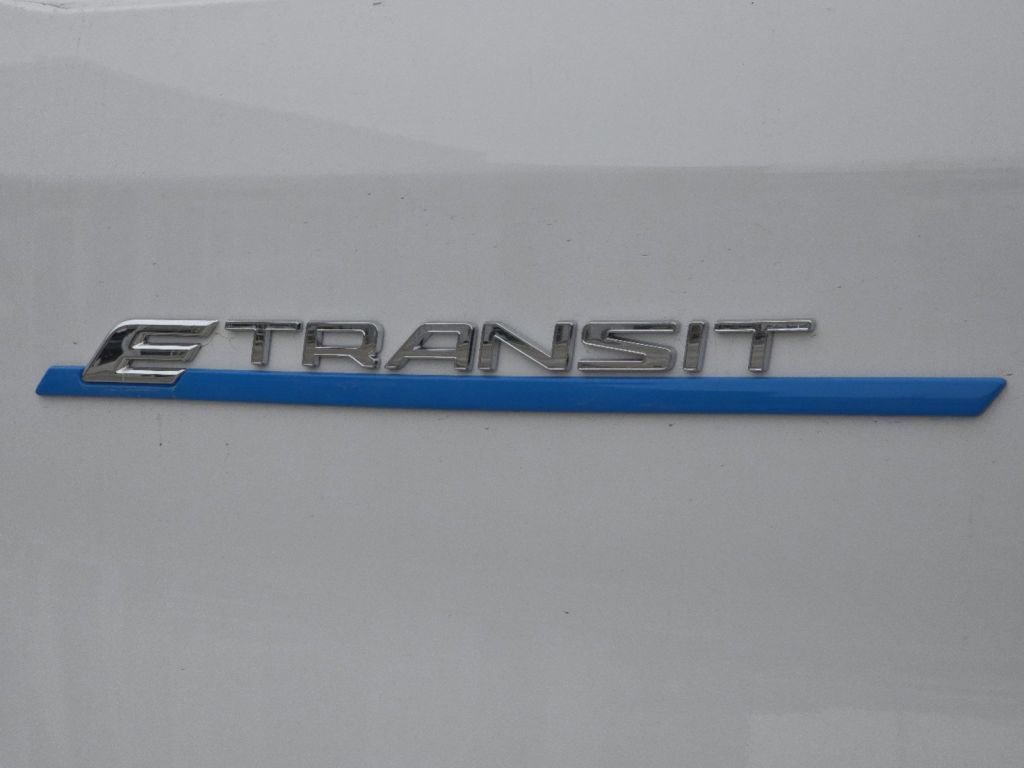 Used 2024 Ford E-Transit 148 High Roof image 24