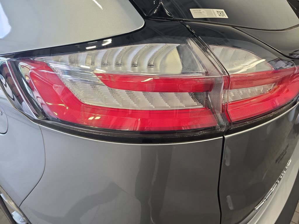 Used 2024 Ford Edge Titanium AWD/4WD image 34
