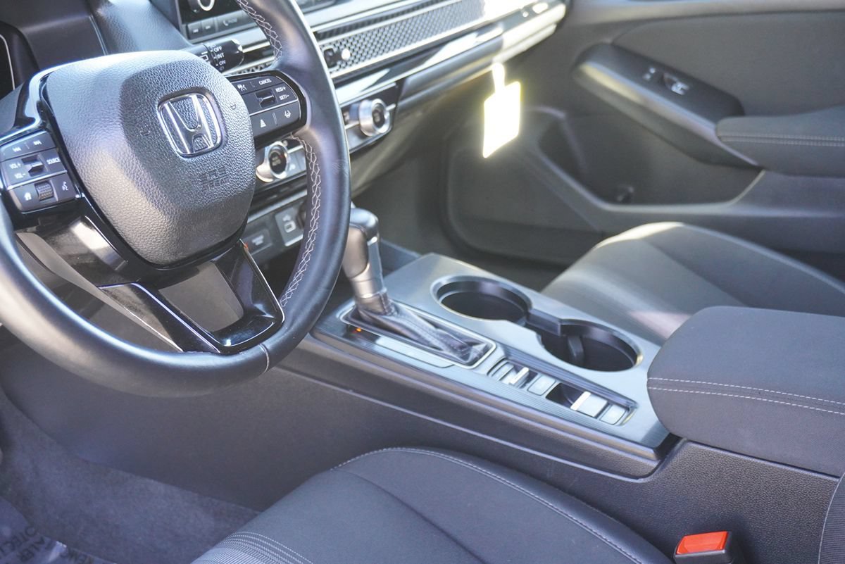 Used 2022 Honda Civic Sport image 29