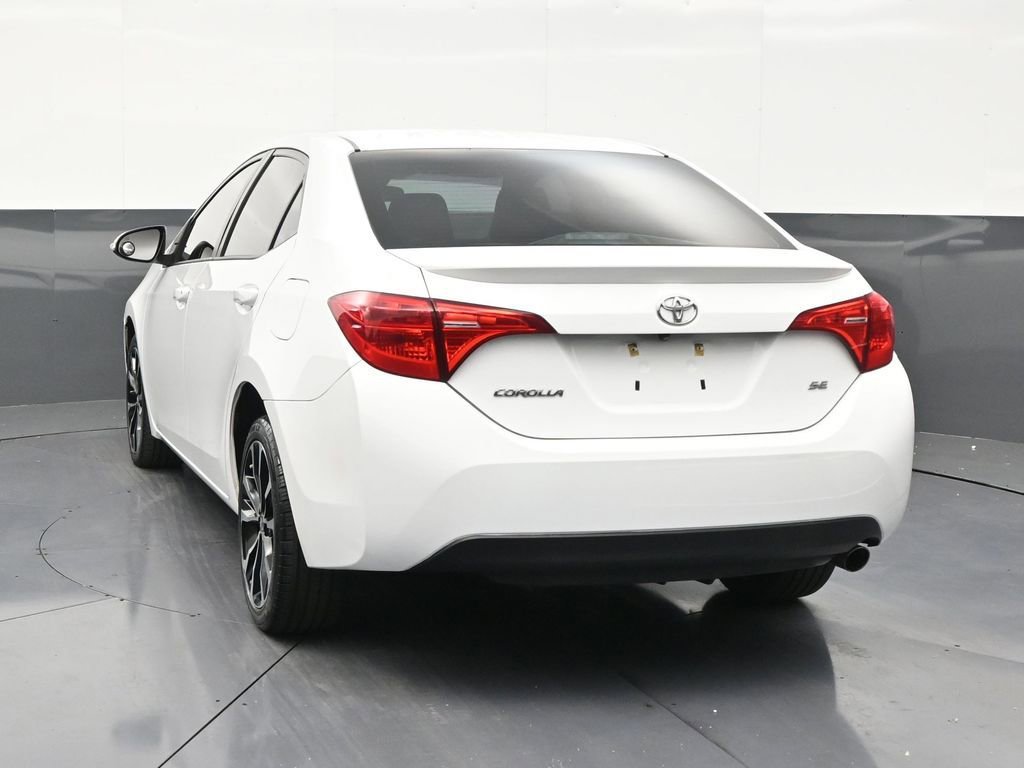 Used 2017 Toyota Corolla FWD image 4