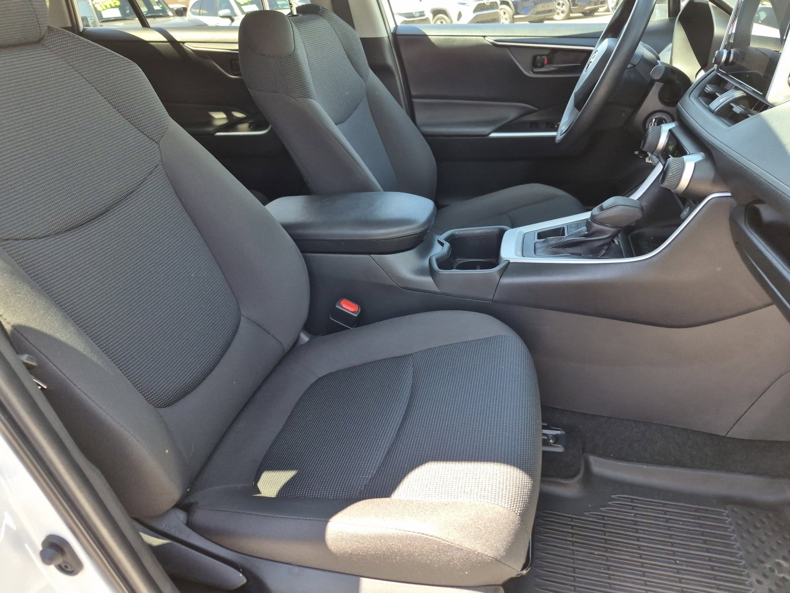 Certified 2023 Toyota RAV4 LE AWD/4WD image 23
