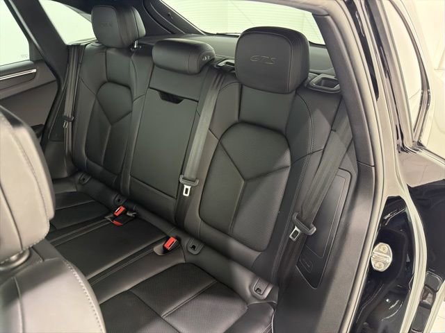 Used 2017 Porsche Macan GTS AWD/4WD image 16