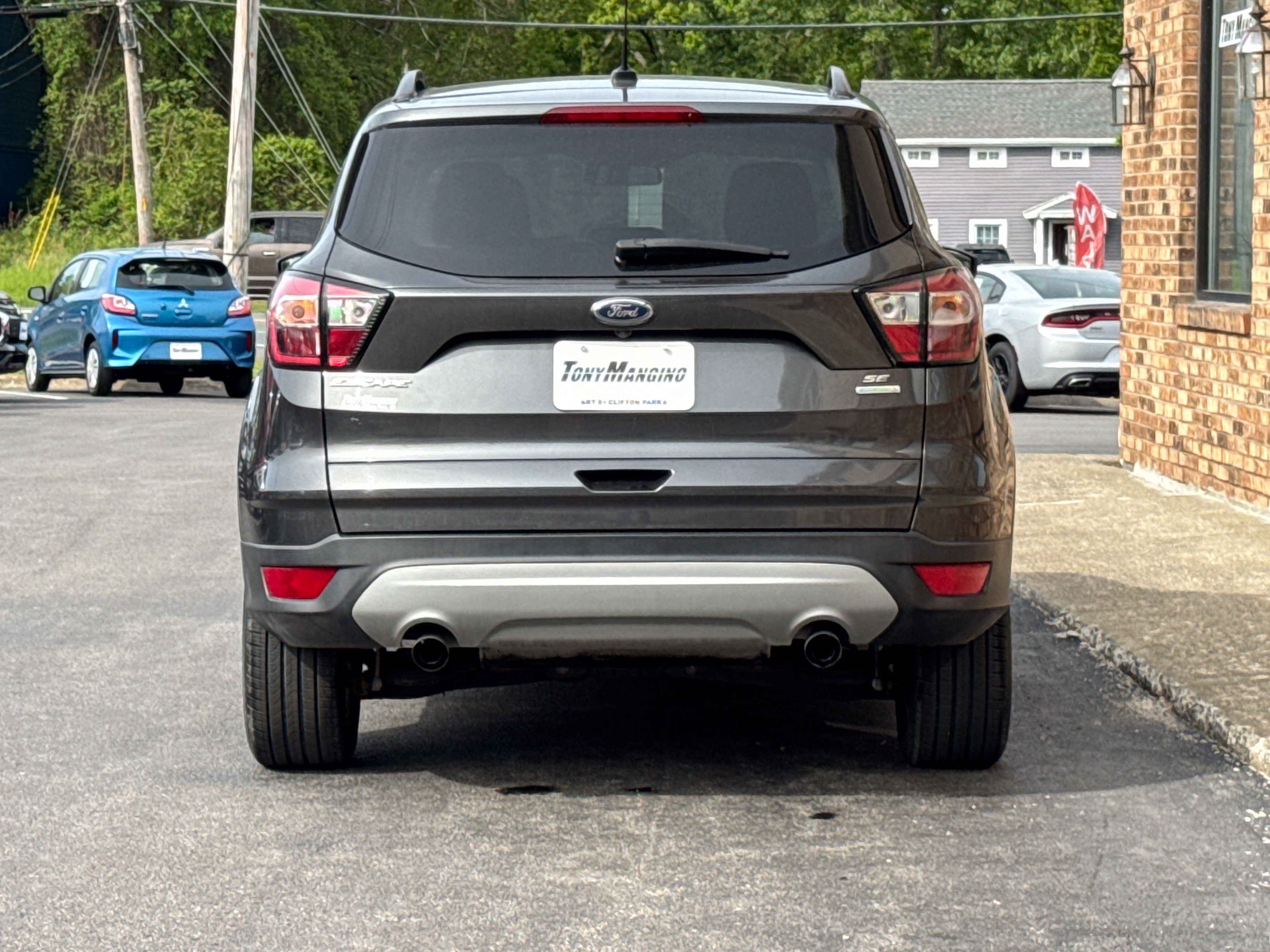 Used 2018 Ford Escape SE FWD image 4