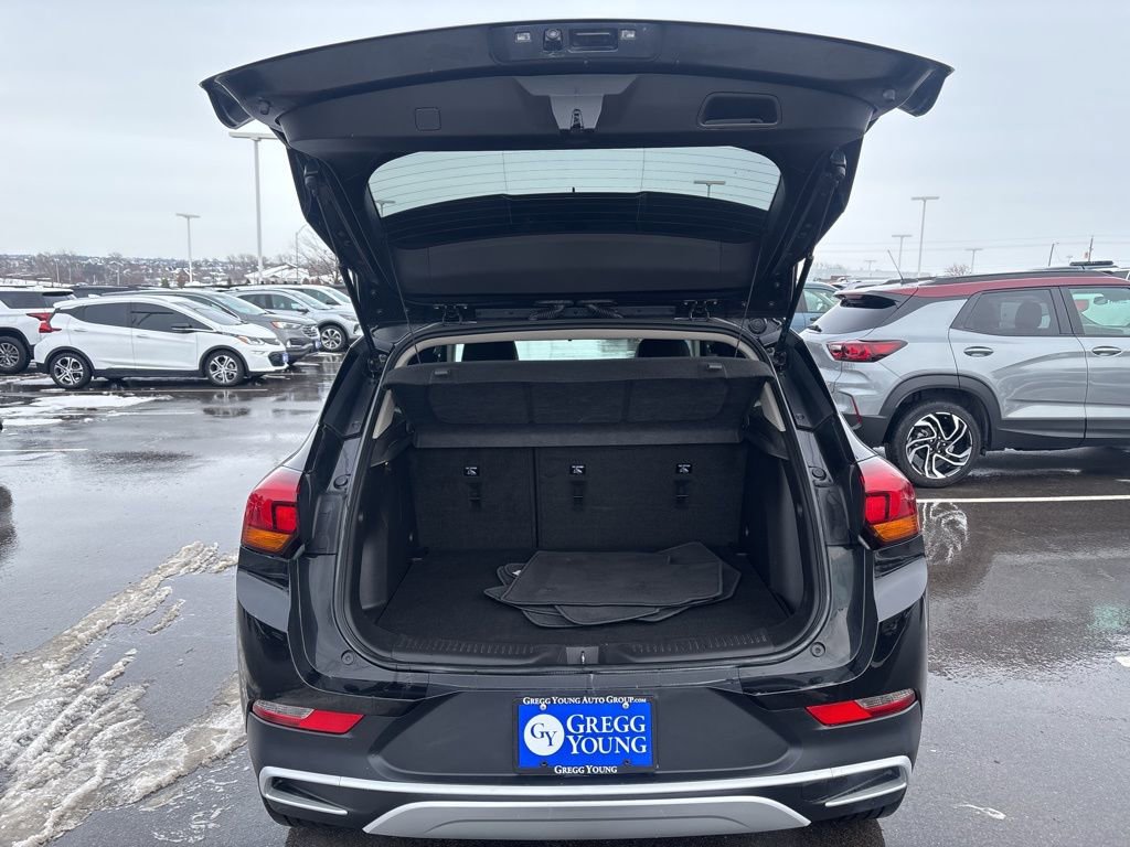 Used 2023 Buick Encore GX Preferred w/ Cold Weather Comfort Package image 12
