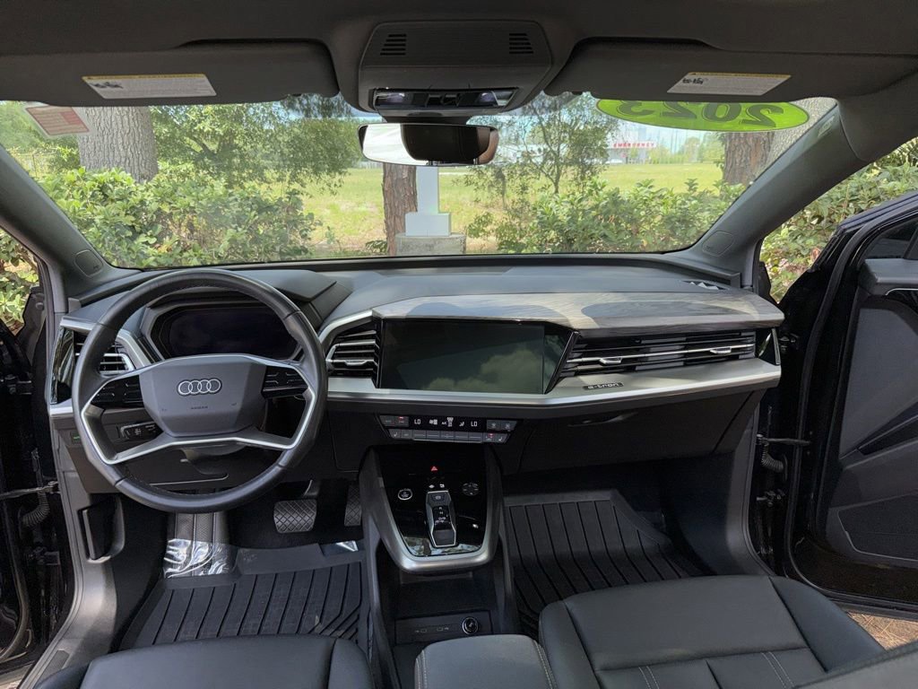 Used 2023 Audi Q4 e-tron Premium Plus AWD/4WD image 36
