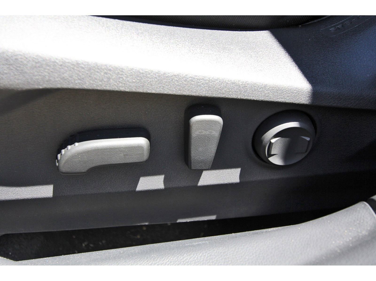 Certified 2024 Subaru Outback Premium image 27