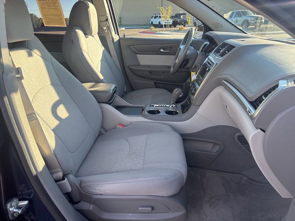 Used 2015 GMC Acadia SLE image 20