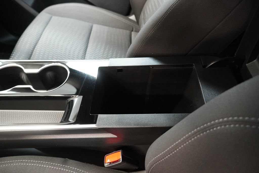 Used 2025 Chevrolet Equinox LT w/ Safety and Technology Package AWD/4WD image 25
