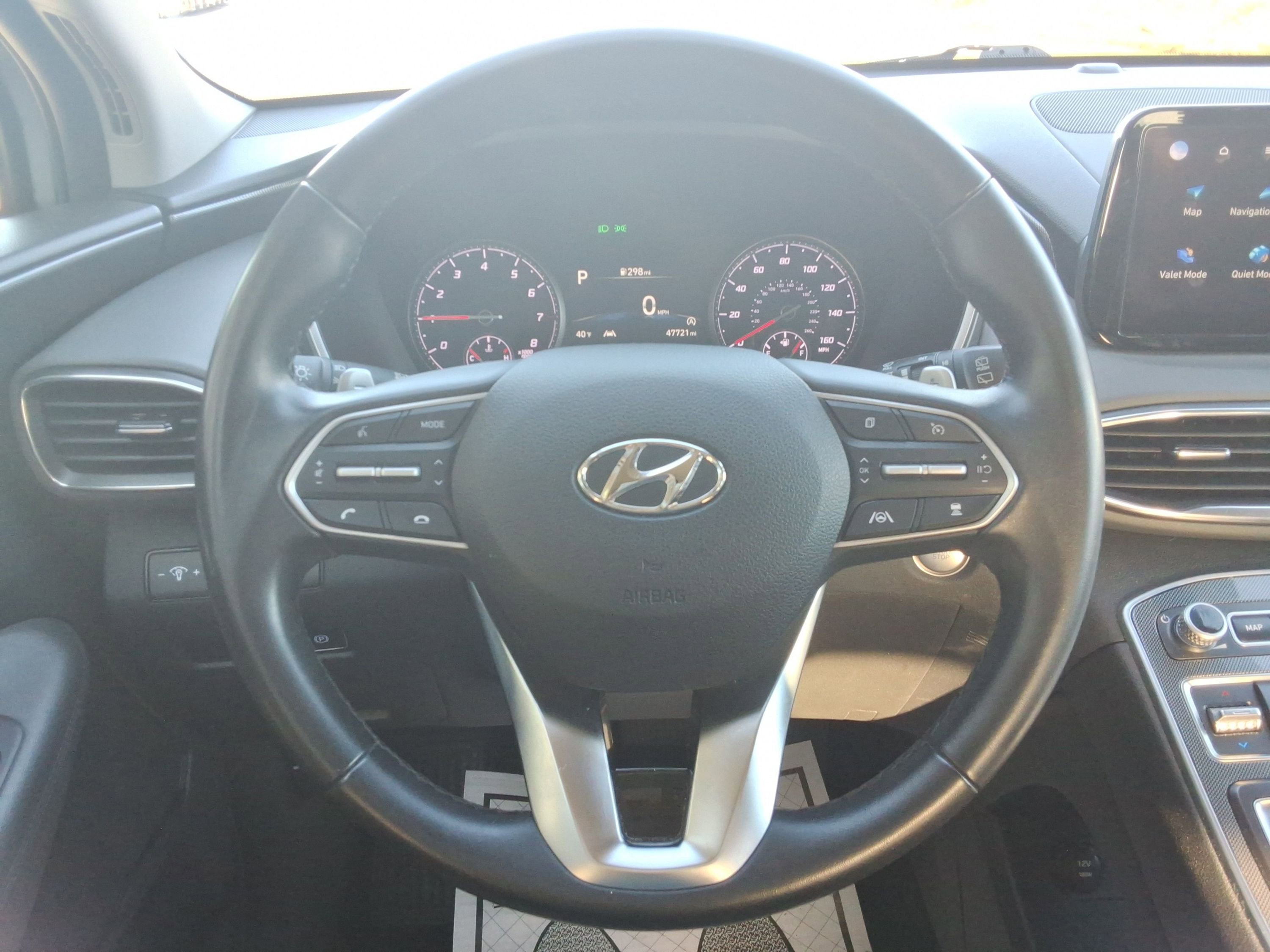 Used 2023 Hyundai Santa Fe SEL image 11