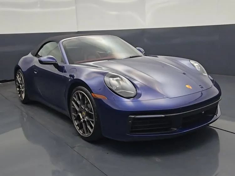 Used 2021 Porsche 911 Carrera 4 AWD/4WD image 1