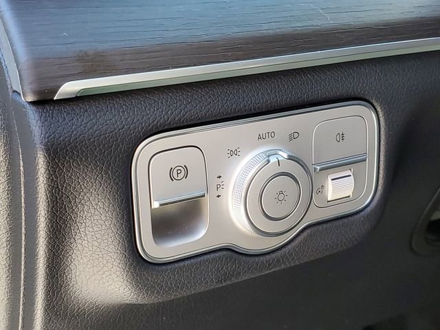 Used 2021 Mercedes-Benz GLE 350 4MATIC image 9