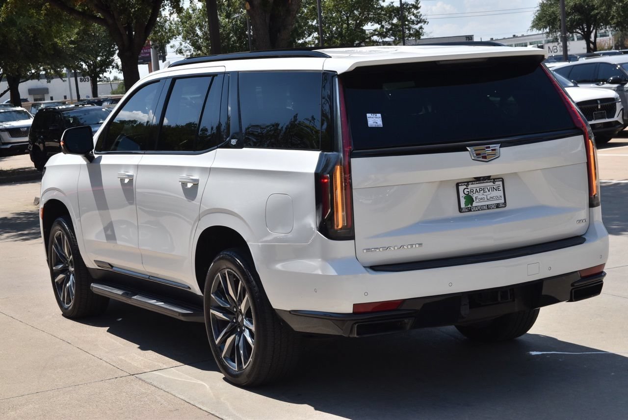 Used 2021 Cadillac Escalade Sport Platinum AWD/4WD image 10