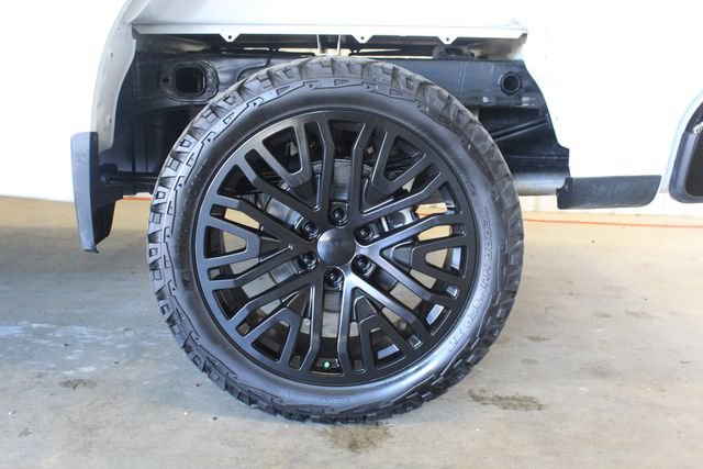 Used 2023 Chevrolet Silverado 1500 Custom Trail Boss AWD/4WD image 26