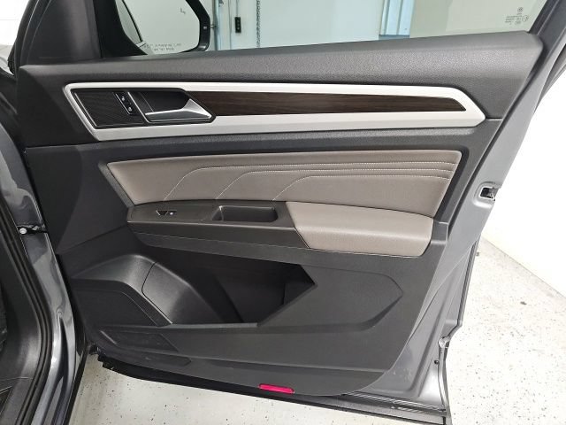 Used 2023 Volkswagen Atlas SE AWD/4WD image 38