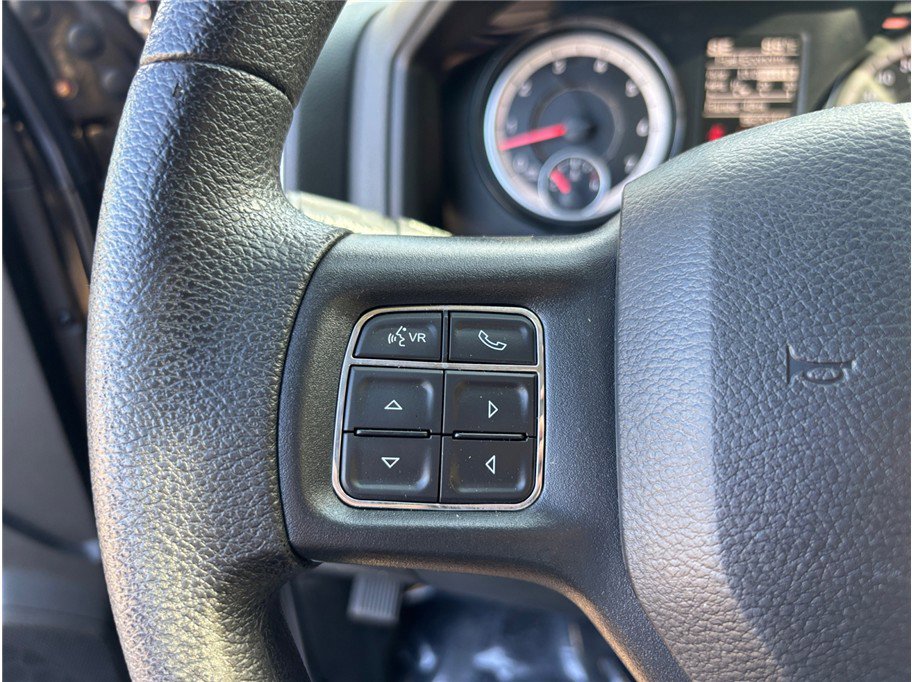 Used 2017 RAM 1500 Classic SLT image 21