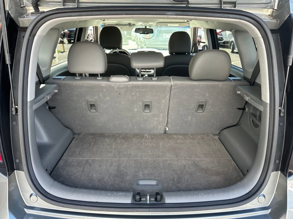 Used 2018 Kia Soul EV + image 20