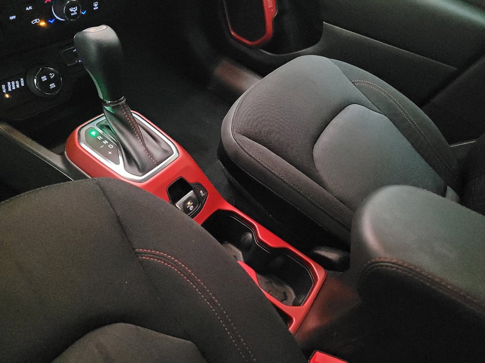 Used 2022 Jeep Renegade Trailhawk w/ Trailer Tow Group image 26