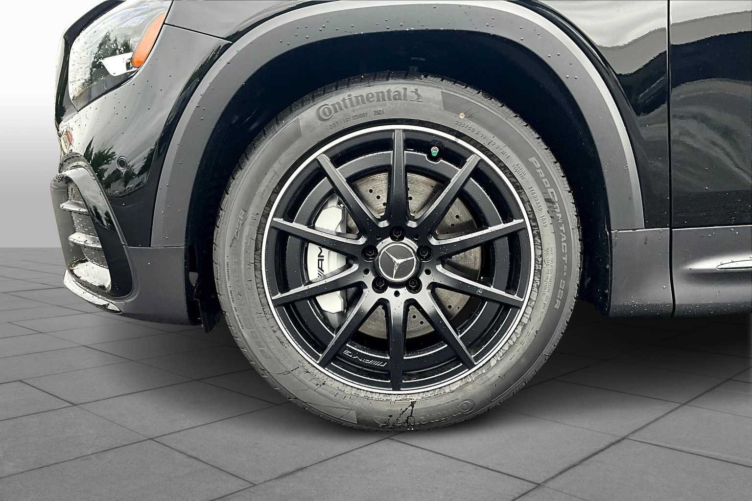 Used 2025 Mercedes-Benz GLB 35 AMG 4MATIC image 11