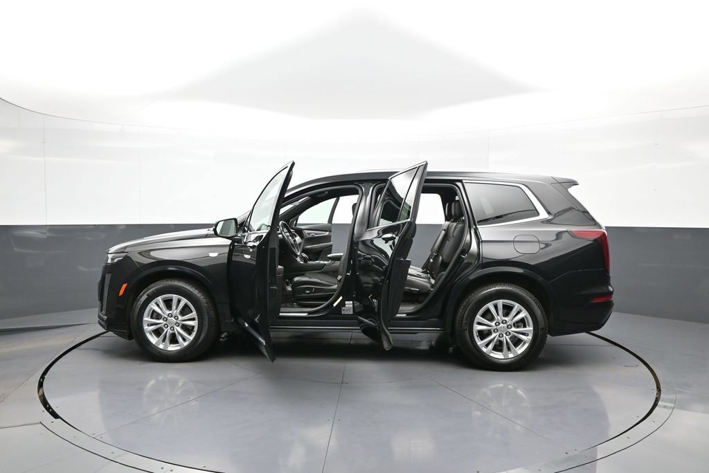 Used 2023 Cadillac XT6 Luxury image 45