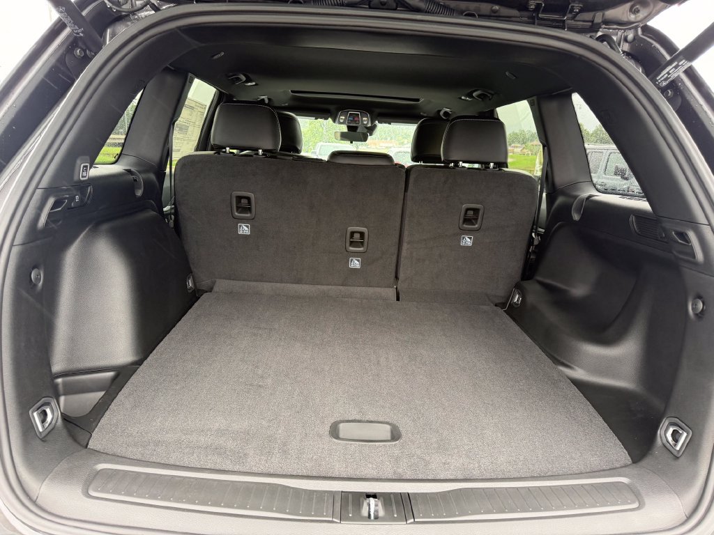 New 2026 Jeep Grand Cherokee Altitude RWD image 18