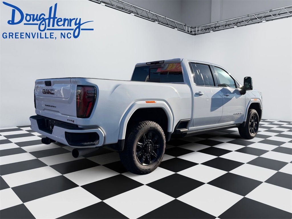 Used 2024 GMC Sierra 2500 AT4 w/ AT4 Preferred Package image 5
