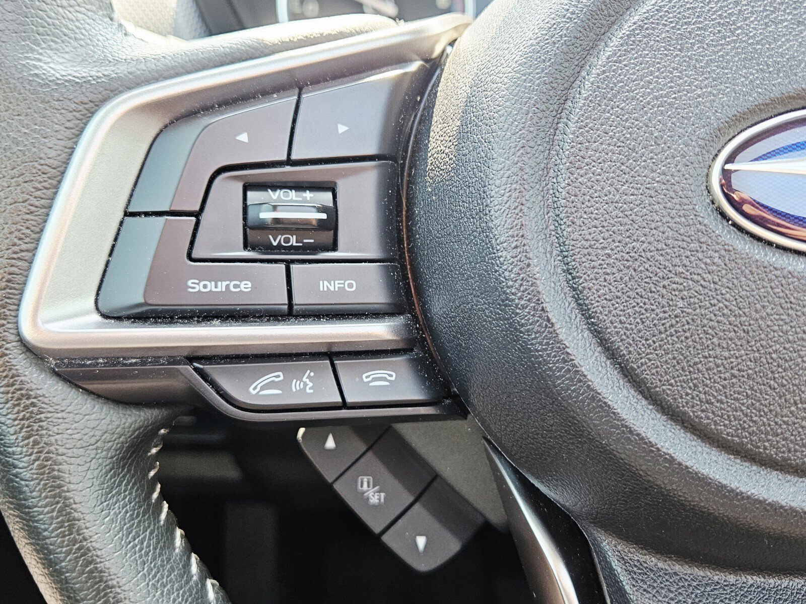 Used 2024 Subaru Forester Touring image 28