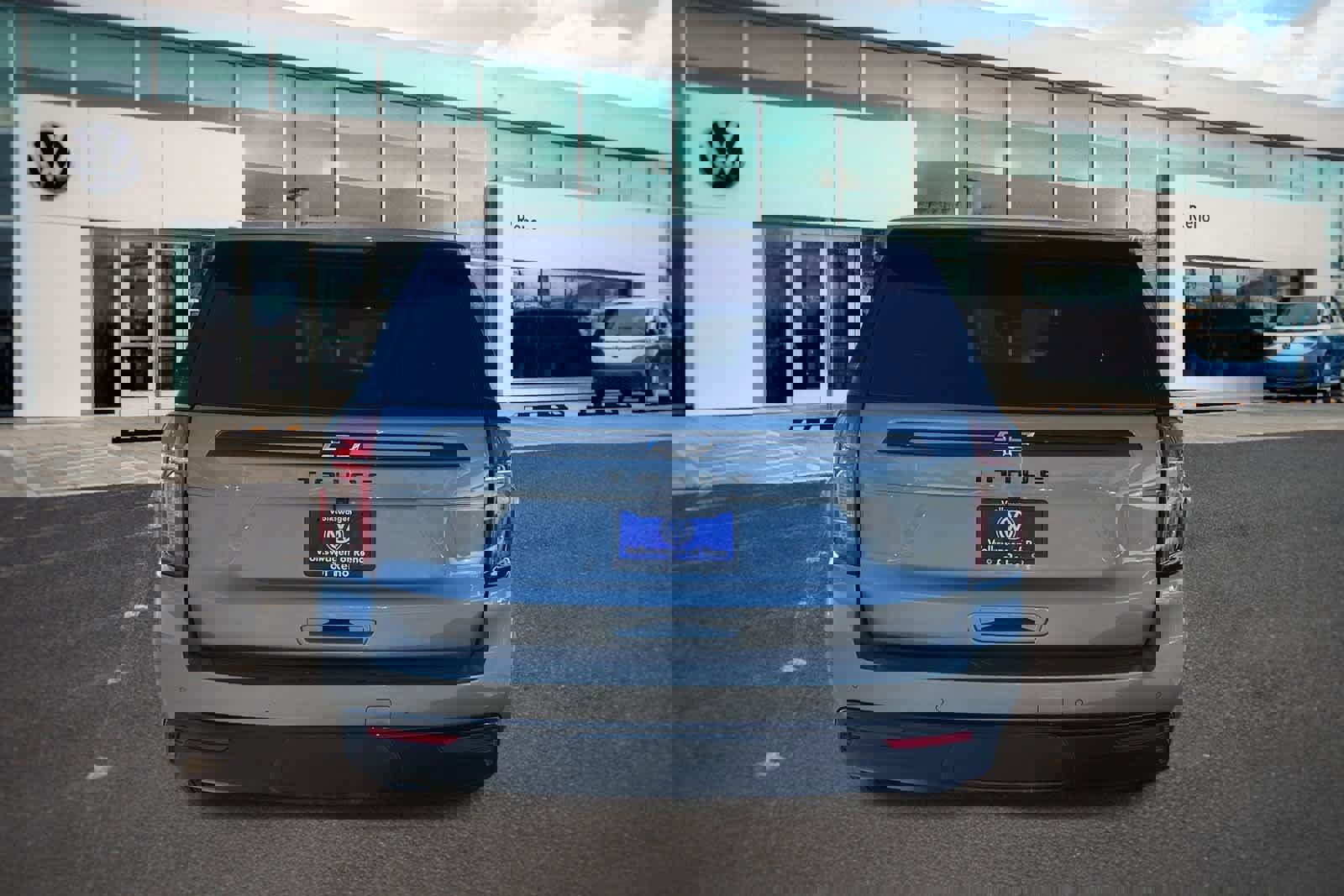 Used 2023 Chevrolet Tahoe Z71 w/ Luxury Package image 6