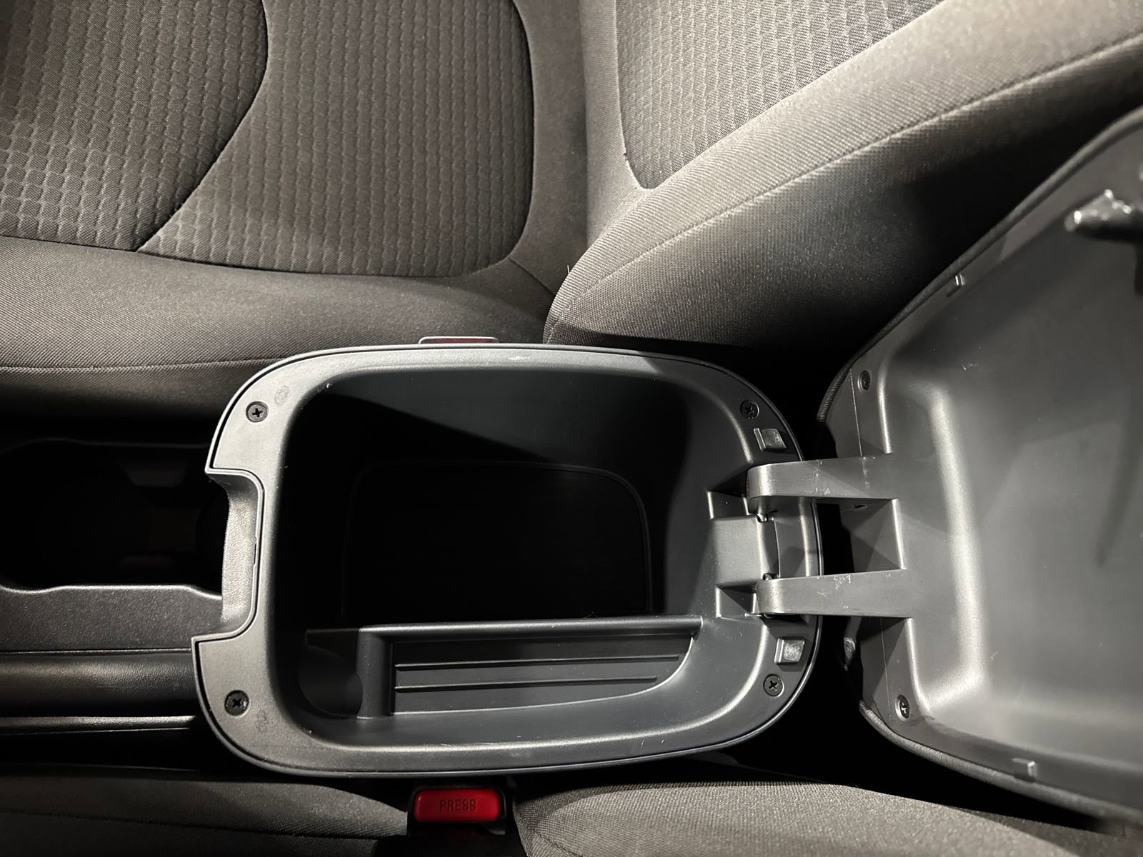 Used 2013 Kia Soul FWD image 23