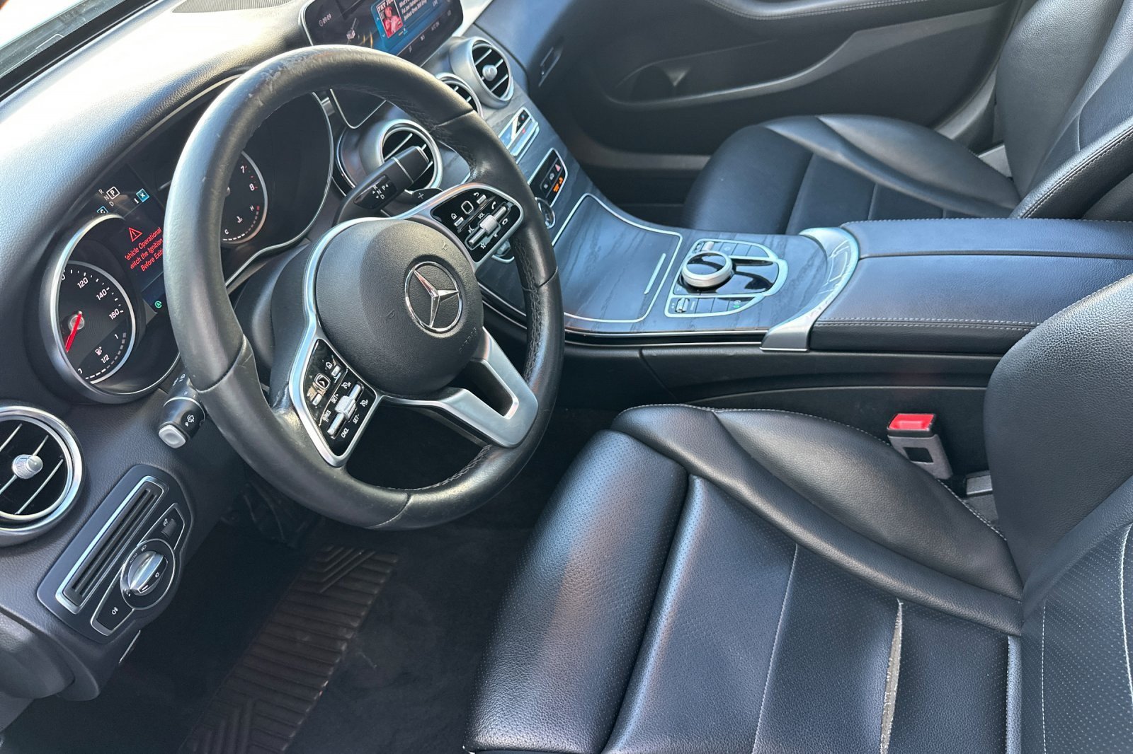 Used 2019 Mercedes-Benz C 300 Sedan image 9
