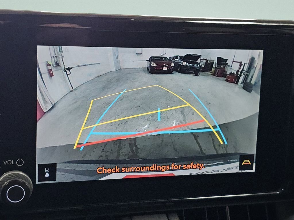 Used 2023 Toyota RAV4 XLE image 9