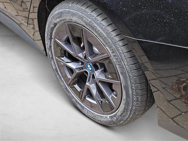 Certified 2024 BMW i4 eDrive35 w/ Premium Package image 12