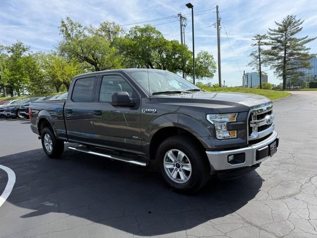 Used 2016 Ford F150 XLT w/ Trailer Tow Package image 8