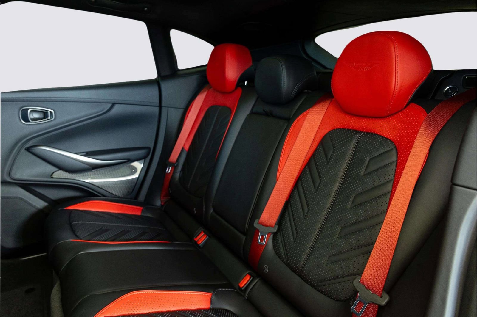 New 2026 Aston Martin DBX S image 47