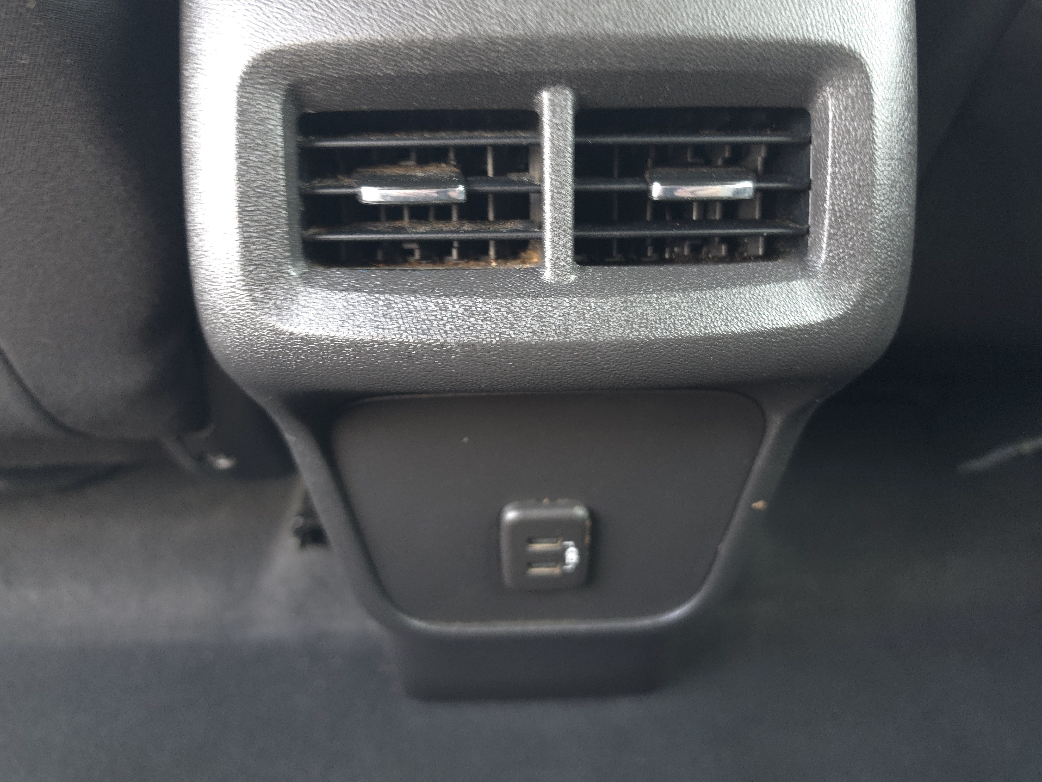 Used 2022 Chevrolet Equinox LS w/ LS Convenience Package FWD image 26