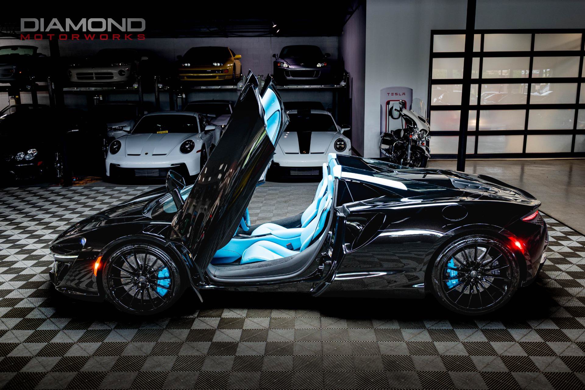 Used 2026 McLaren Artura Spider RWD image 79