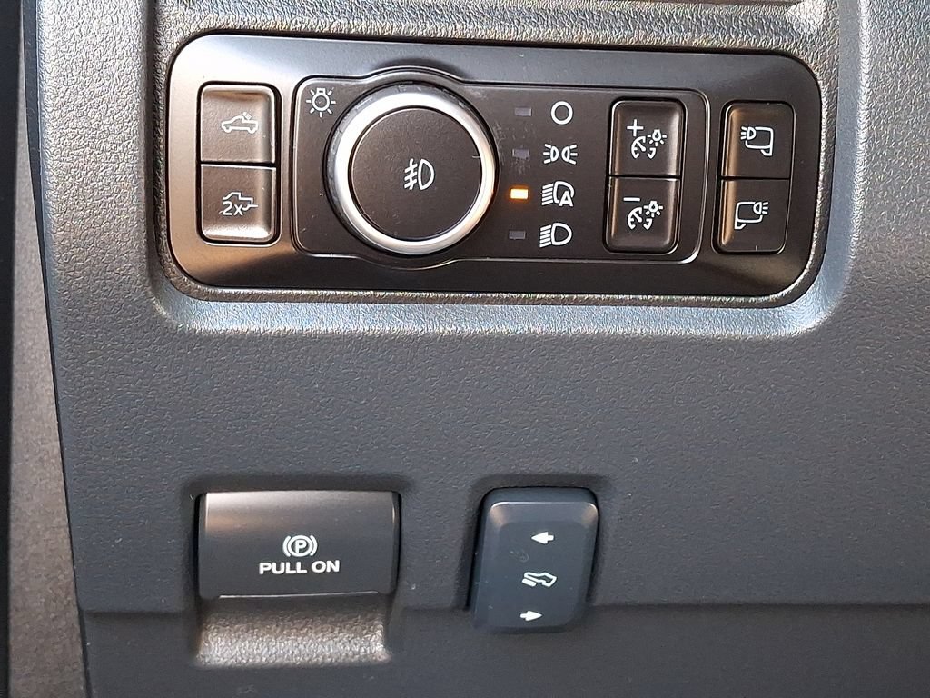 Used 2025 Ford F250 Lariat AWD/4WD image 25