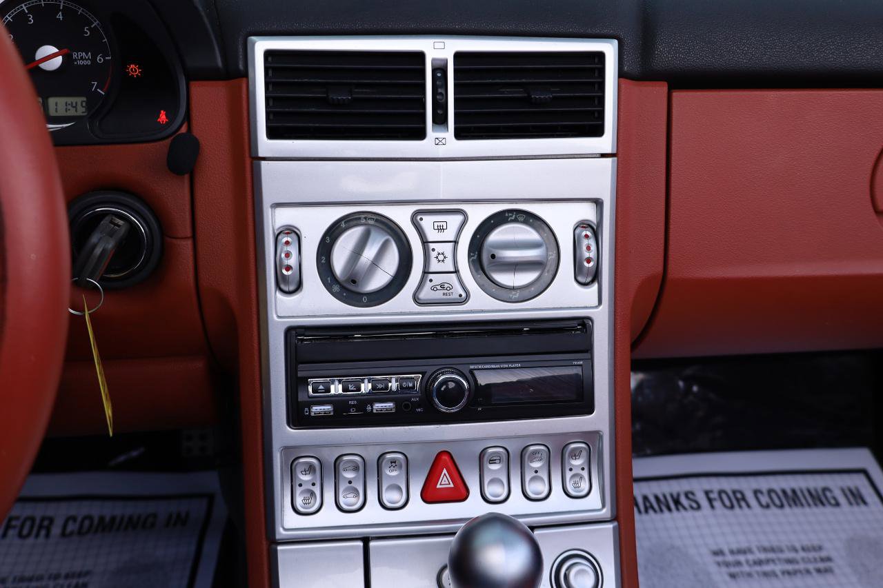 Used 2005 Chrysler Crossfire Limited image 11