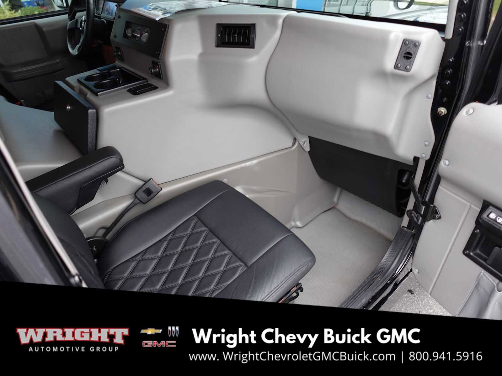 Used 2002 HUMMER H1 4-Door Wagon image 35