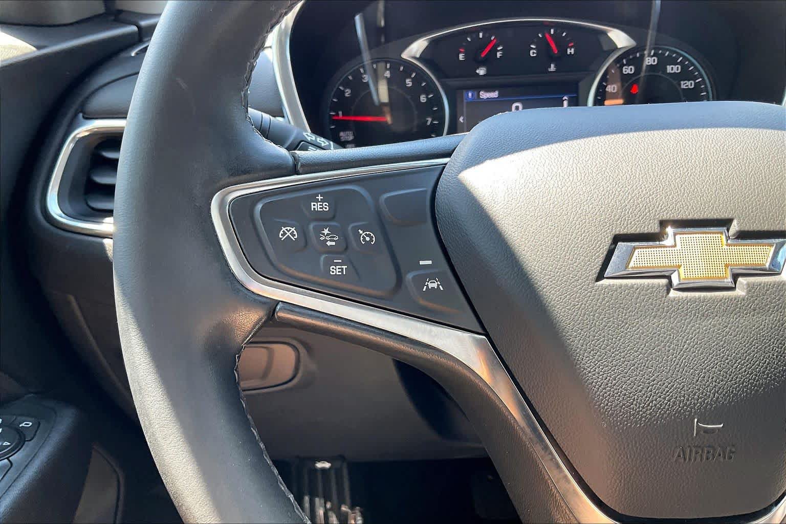 Used 2024 Chevrolet Equinox LT w/ LPO, Floor Liner Package FWD image 18
