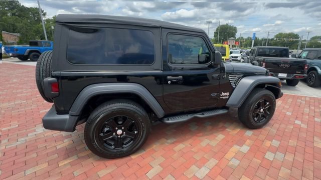 Used 2020 Jeep Wrangler Sport AWD/4WD image 3